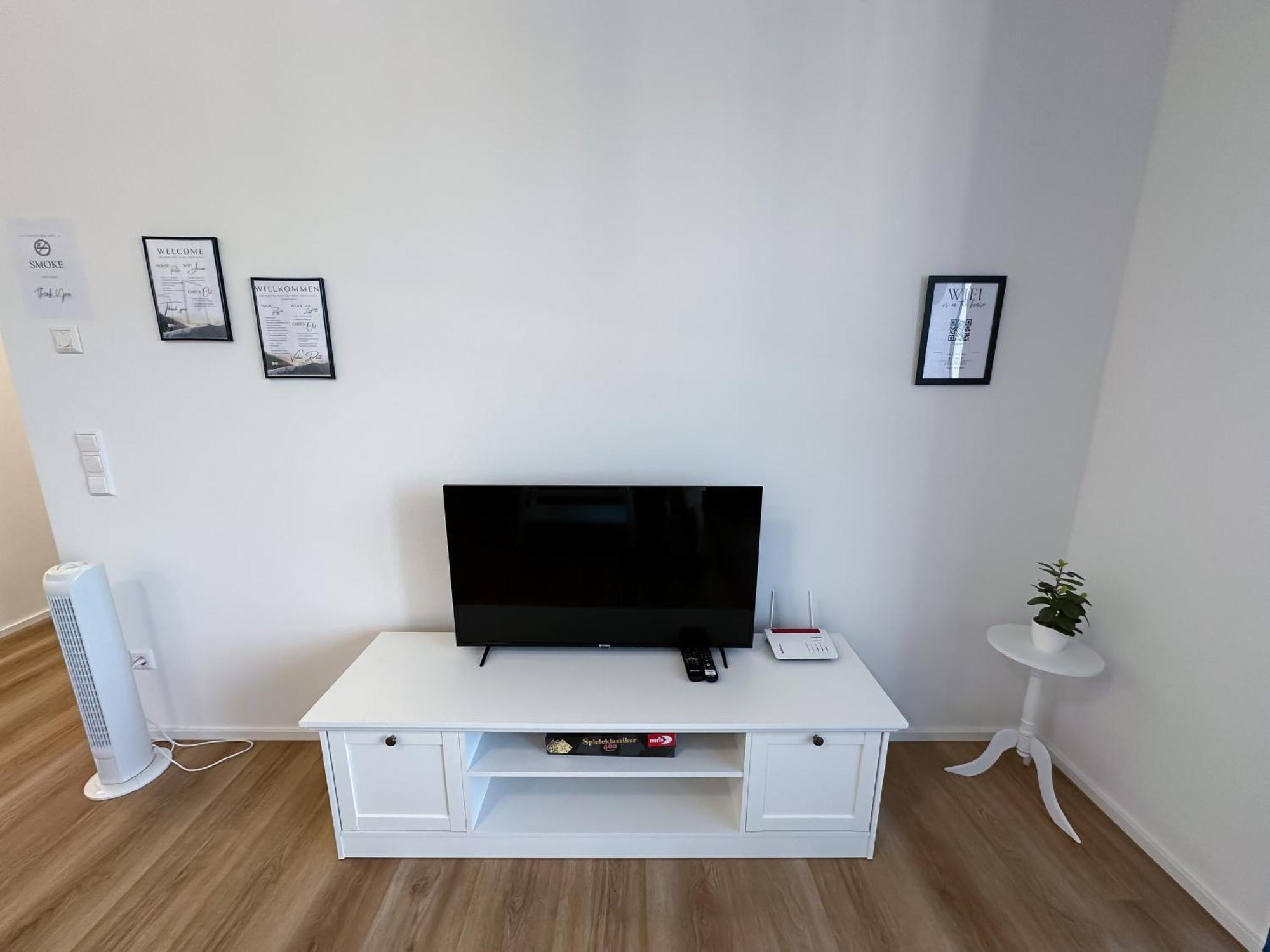 Suite4Me - Balkon I Kueche I Waschmaschine I Mainz-Kostheim Wiesbaden Exteriör bild