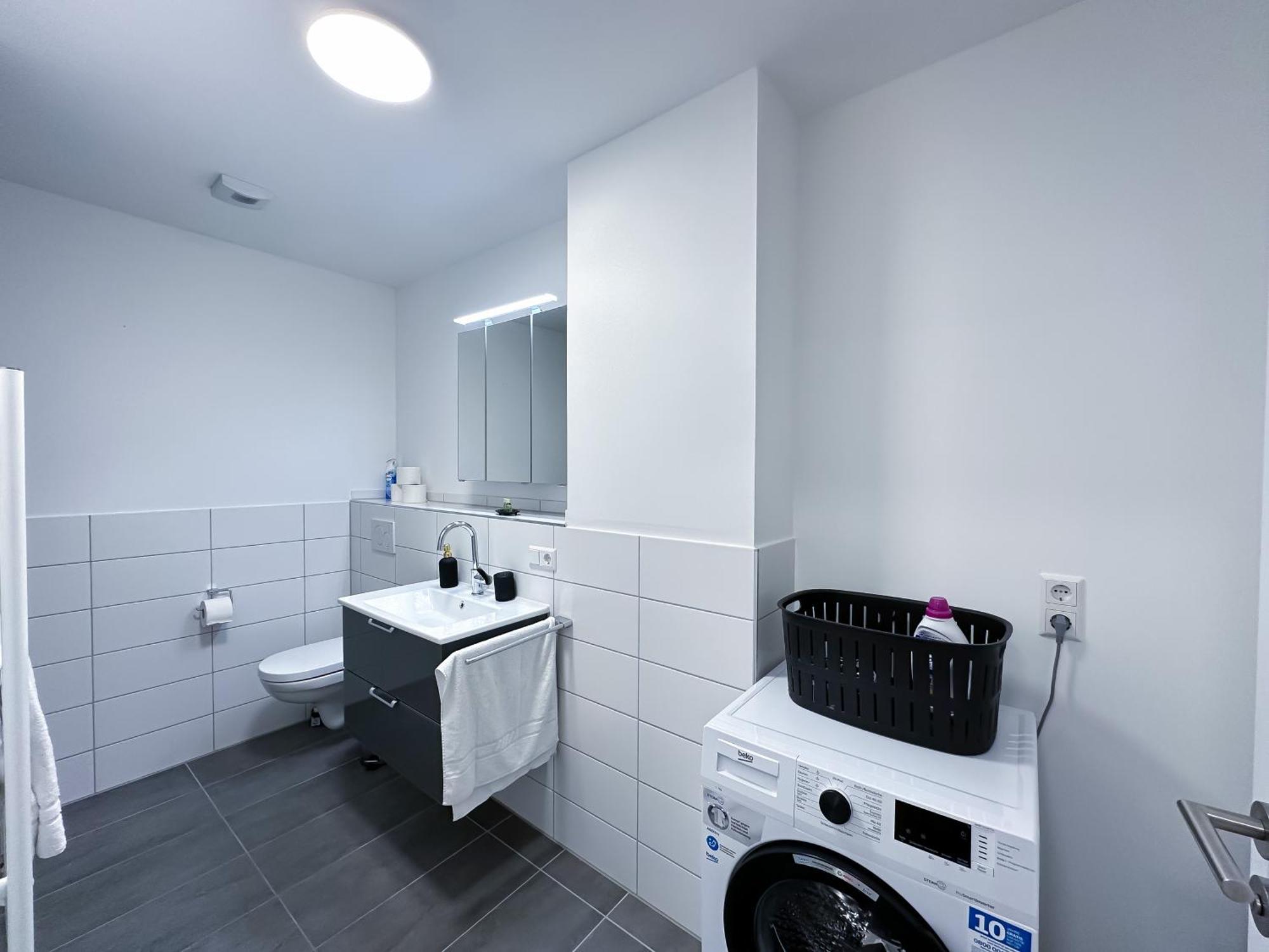 Suite4Me - Balkon I Kueche I Waschmaschine I Mainz-Kostheim Wiesbaden Exteriör bild